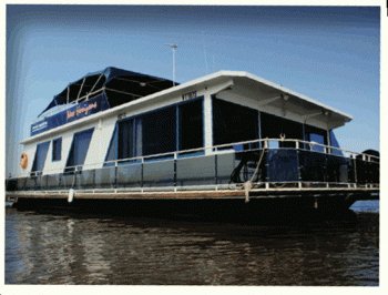 New Horizons Houseboat