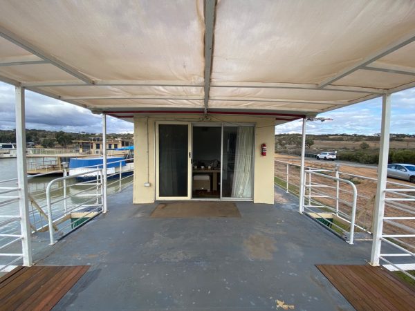 Houseboats for sale